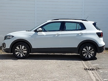 Used Volkswagen T-Cross 2024 for sale - 79387137: Photo