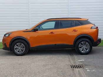 Used Peugeot 2008 2023 for sale - 79691119: Photo