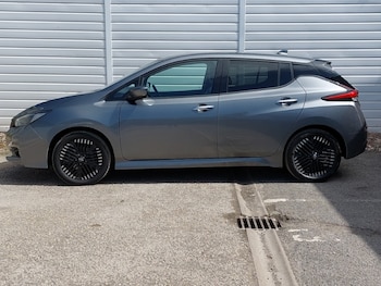 Used Nissan Leaf 2023 for sale - 78560121: Photo