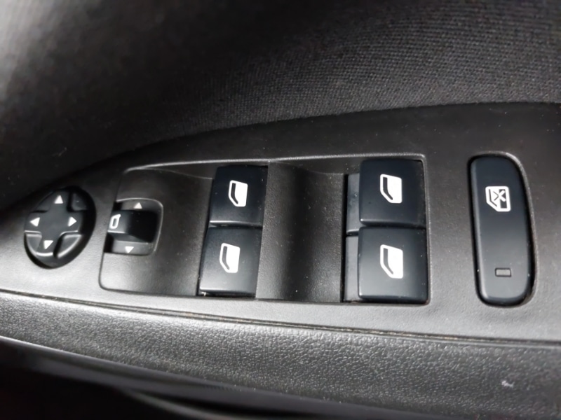 Used Vauxhall Crossland 2022 for sale - 77491213: Photo 12