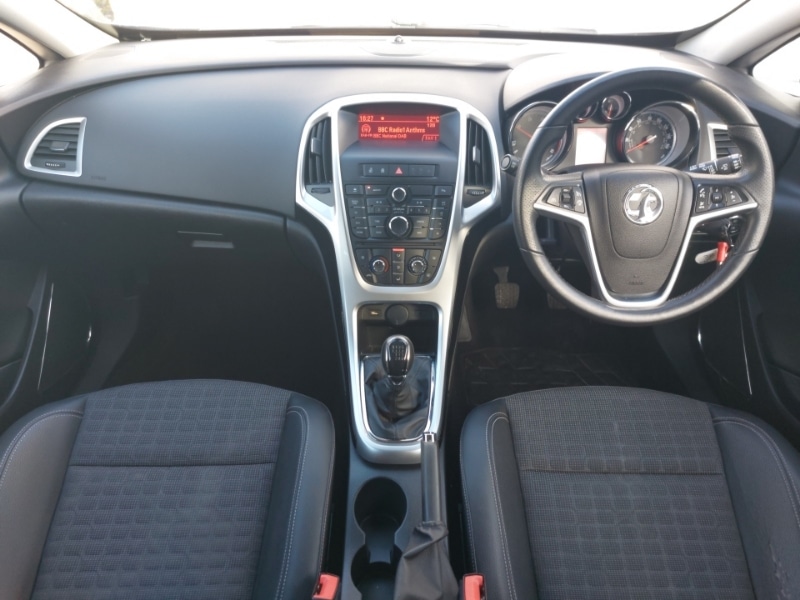 Used Vauxhall Astra GTC 2015 for sale - 78071272: Photo 2