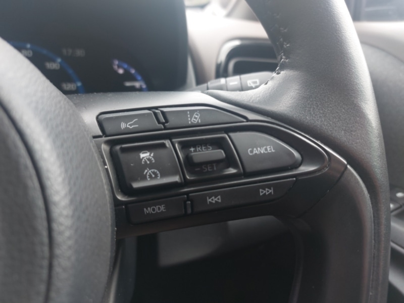 Used Toyota Yaris Cross 2022 for sale - 76771450: Photo 13