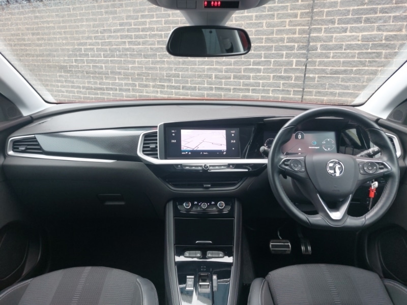 Used Vauxhall Grandland 2023 for sale - 76380460: Photo 2