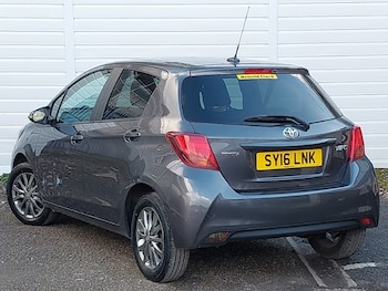 Used Toyota Yaris 2016 for sale - 77405545: Photo