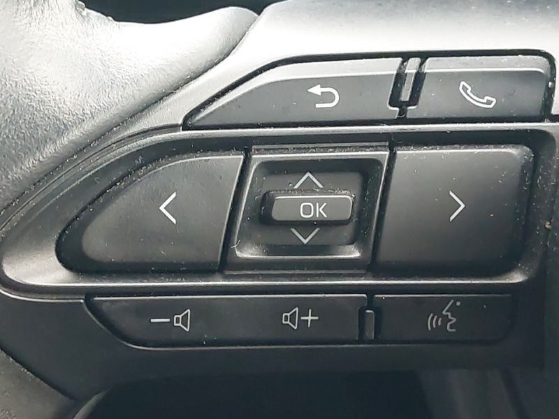 Used Toyota Yaris 2022 for sale - 77776775: Photo 13