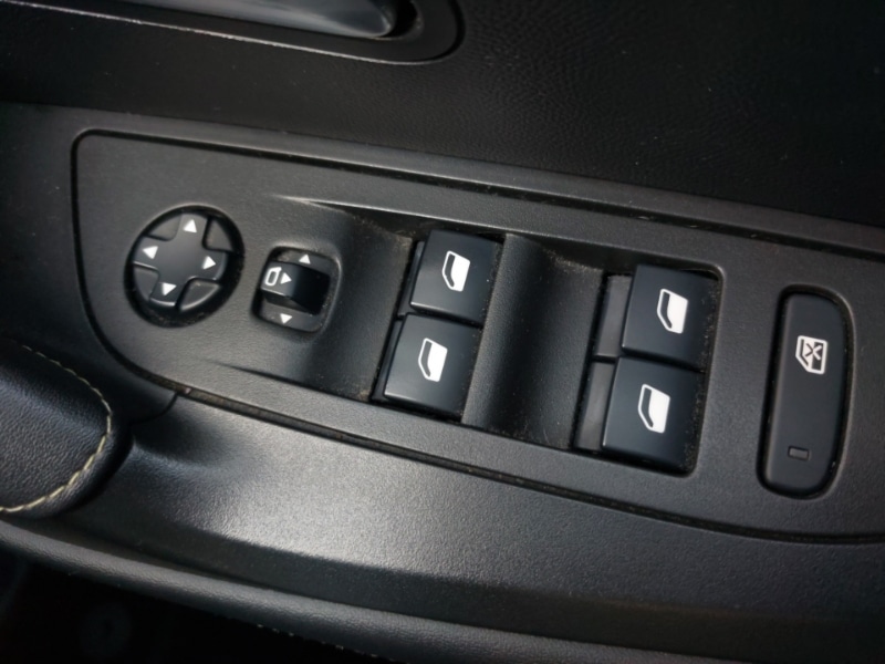 Used Peugeot 2008 2021 for sale - 77750674: Photo 16