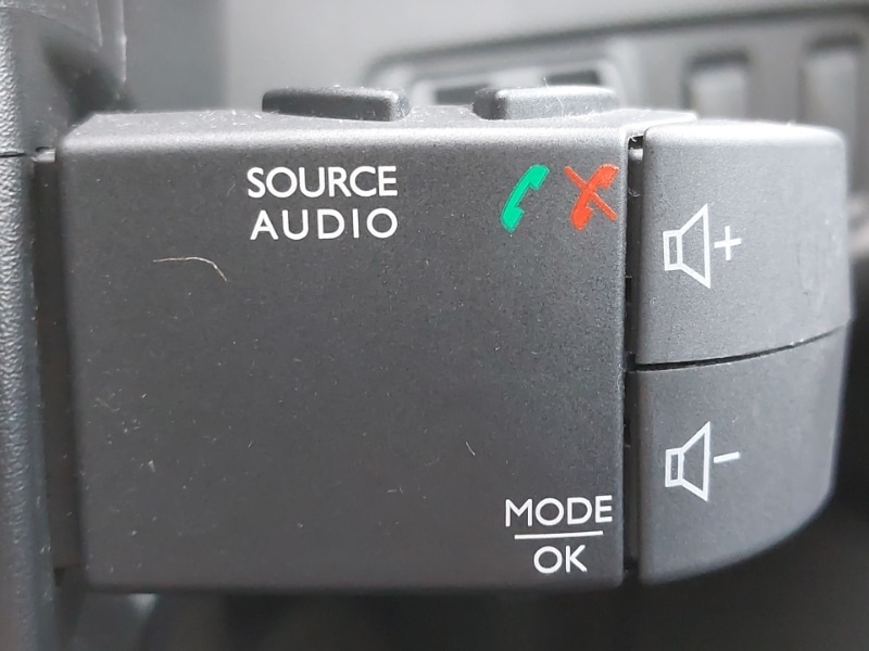 Used Renault Clio 2015 for sale - 77352553: Photo 18