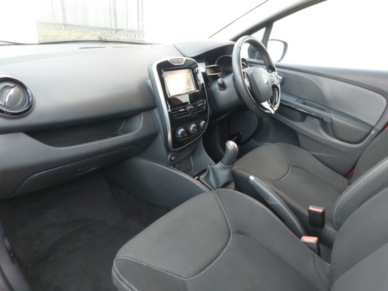 Used Renault Clio 2015 for sale - 77352553: Photo 5