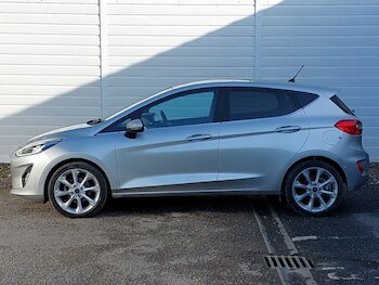 Used Ford Fiesta 2018 for sale - 77922334: Photo