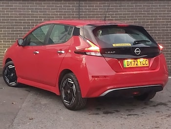 Used Nissan Leaf 2022 for sale - 76511622: Photo