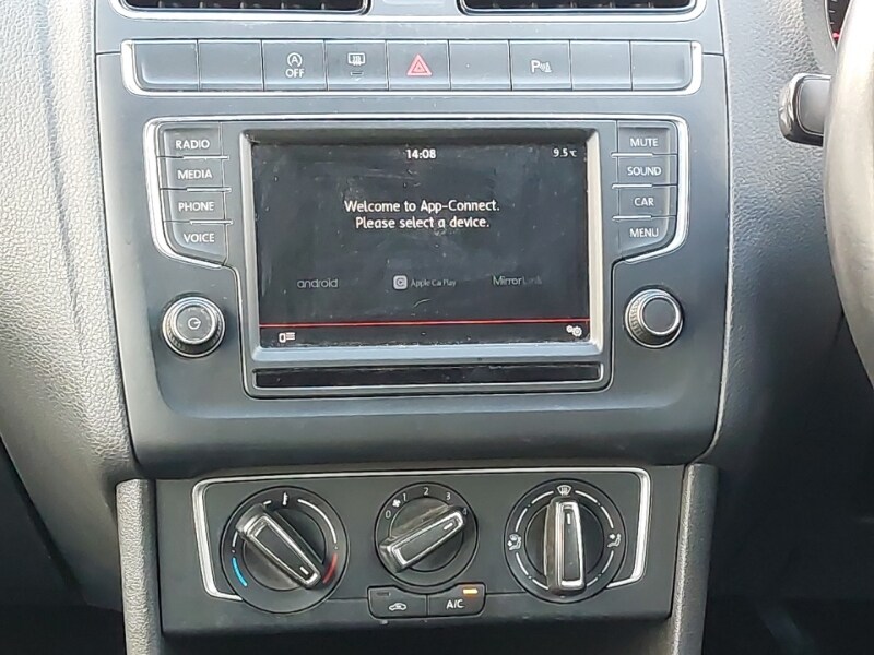 Used Volkswagen Polo 2016 for sale - 77503283: Photo 10