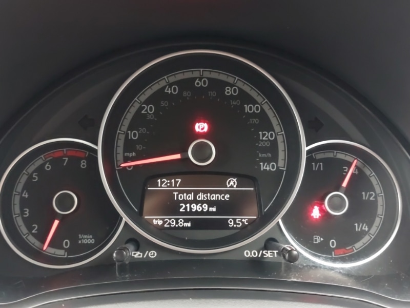 Used Volkswagen up! 2019 for sale - 76854008: Photo 10