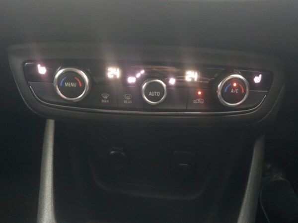 Used Vauxhall Crossland 2021 for sale - 76269076: Photo 14
