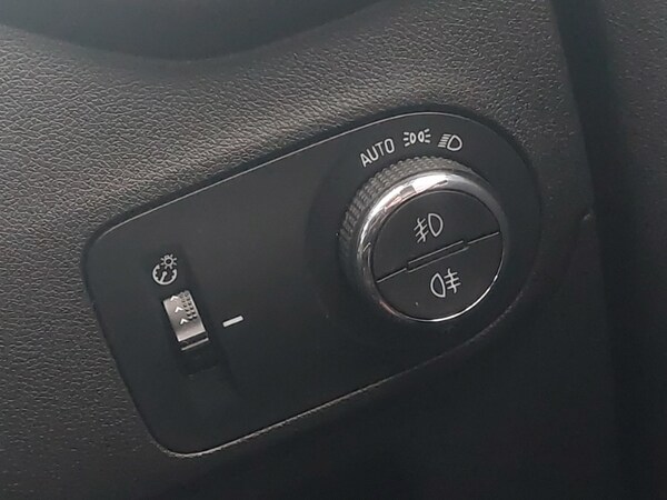 Used Vauxhall Crossland 2021 for sale - 76269076: Photo 18