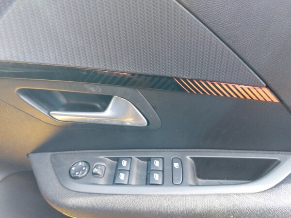 Used Peugeot 208 2021 for sale - 76213543: Photo 12