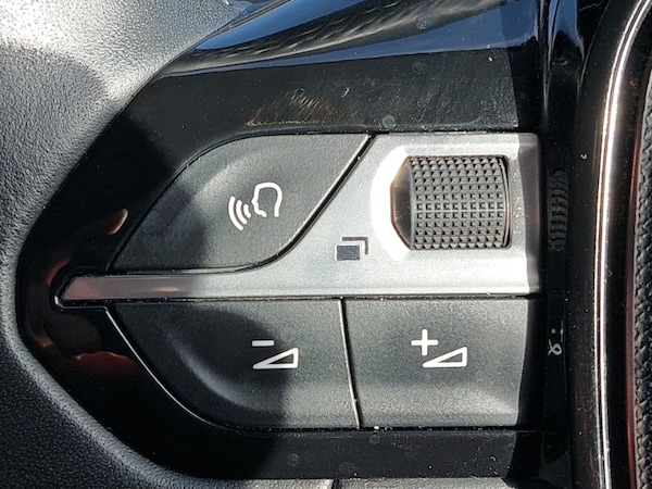 Used Peugeot 208 2021 for sale - 76213543: Photo 14