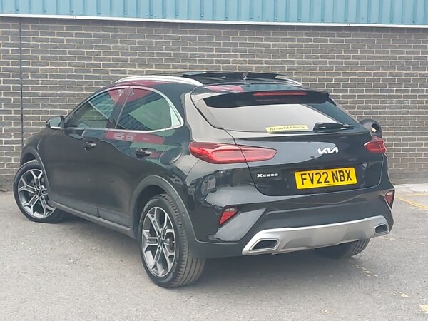 Used Kia XCeed 2022 for sale - 76129953: Photo 3