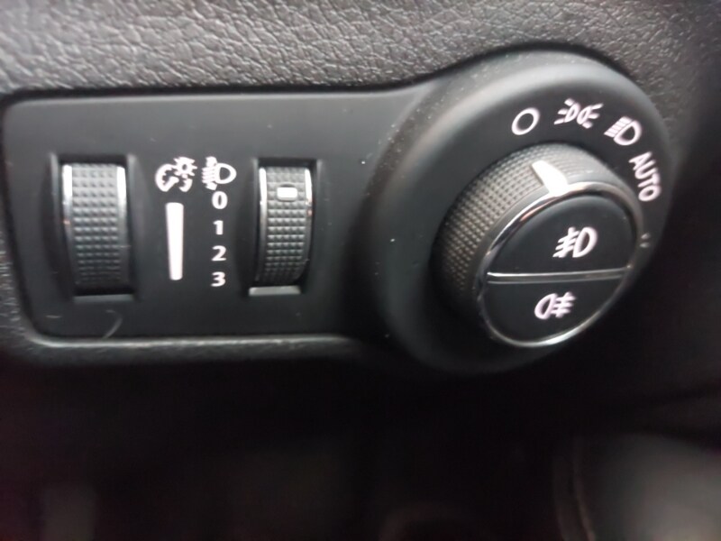 Used Jeep Compass 2018 for sale - 76387929: Photo 15