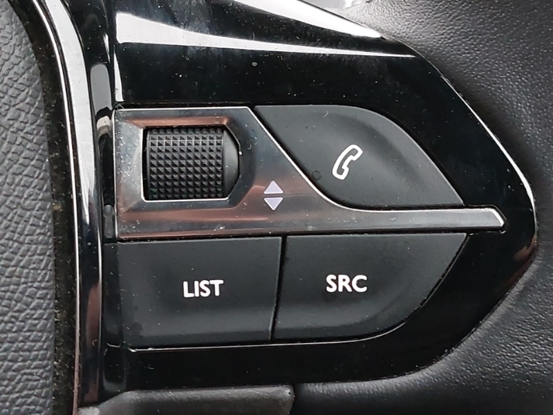 Used Peugeot 2008 2023 for sale - 77424102: Photo 13