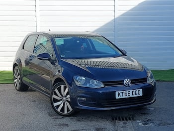 Used Volkswagen Golf 2017 for sale - 79848661: Photo