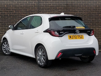 Used Toyota Yaris 2022 for sale - 78478405: Photo