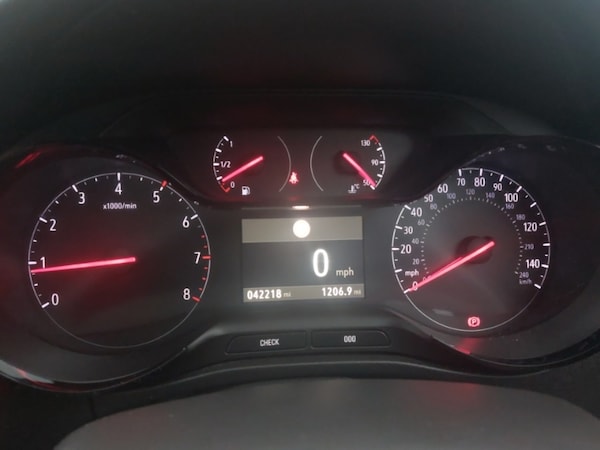 Used Vauxhall Crossland 2021 for sale - 76335785: Photo 10