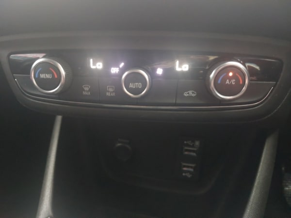 Used Vauxhall Crossland 2021 for sale - 76335785: Photo 16