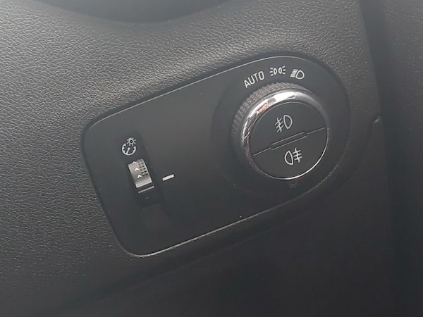 Used Vauxhall Crossland 2021 for sale - 76335785: Photo 19