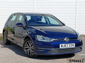Used Volkswagen Golf 2017 for sale - 78865609: Photo