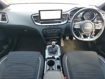 Used Kia Ceed 2023 for sale - 78885108: Photo