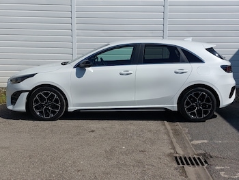 Used Kia Ceed 2023 for sale - 78885108: Photo