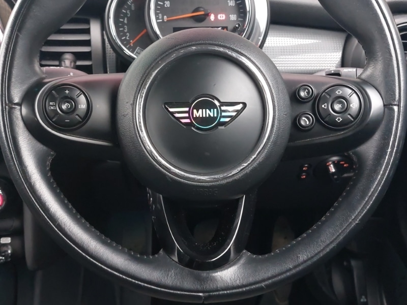 Used MINI Hatch 2018 for sale - 76537067: Photo 11