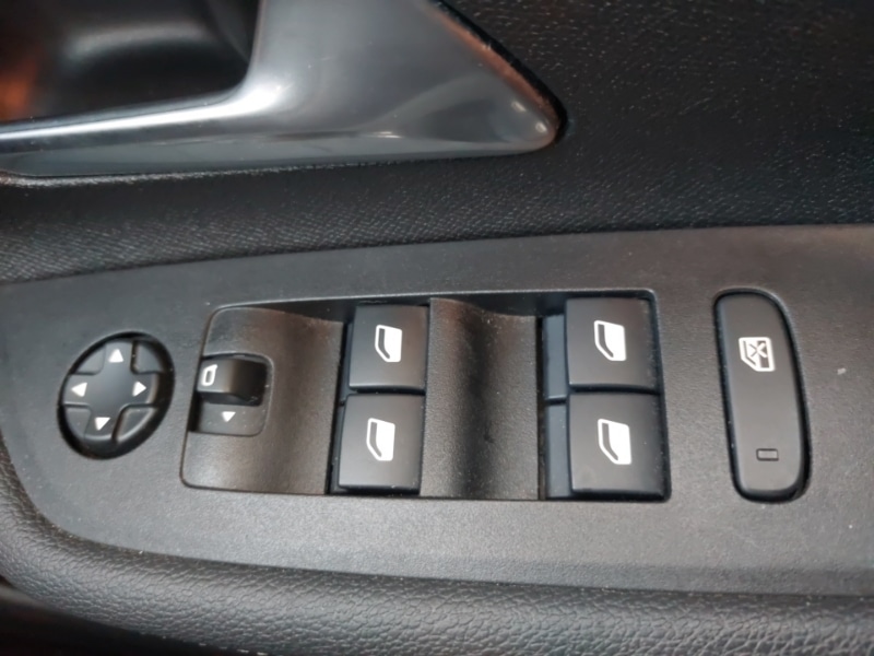 Used Vauxhall Mokka 2023 for sale - 77107995: Photo 12