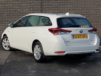 Used Toyota Auris 2017 for sale - 76816017: Photo