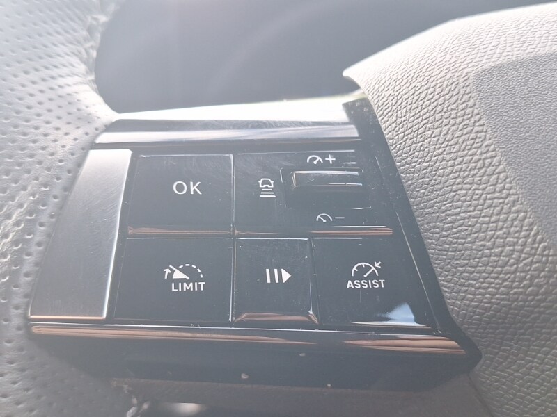 Used Vauxhall Astra 2023 for sale - 76301674: Photo 12