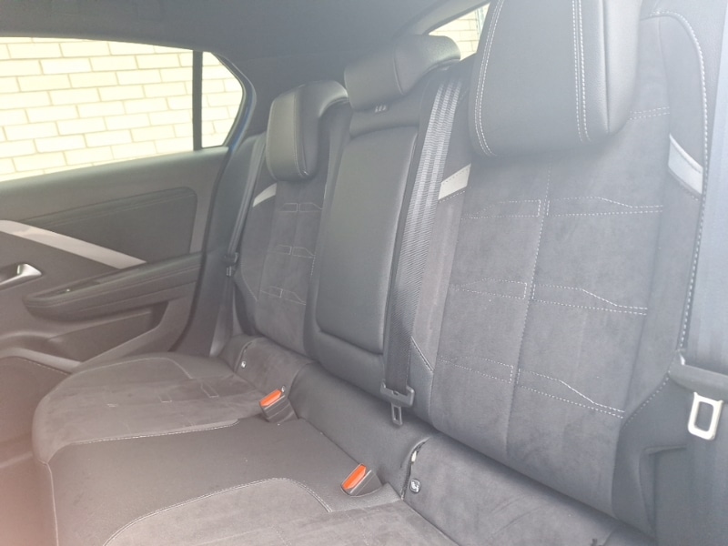 Used Vauxhall Astra 2023 for sale - 76301674: Photo 6