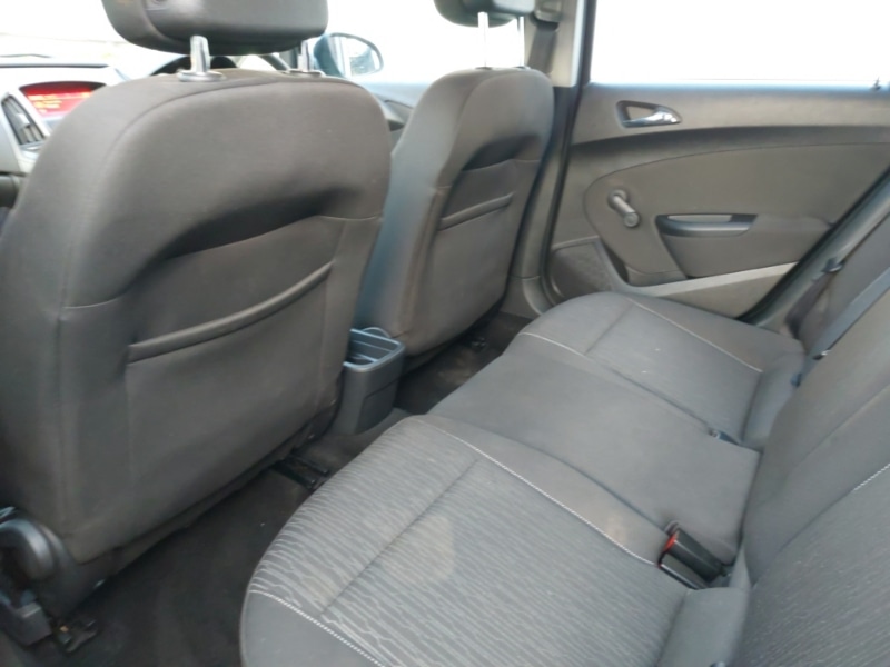 Used Vauxhall Astra 2015 for sale - 77999602: Photo 6