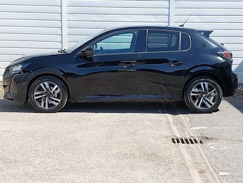 Used Peugeot 208 2023 for sale - 78653884: Photo