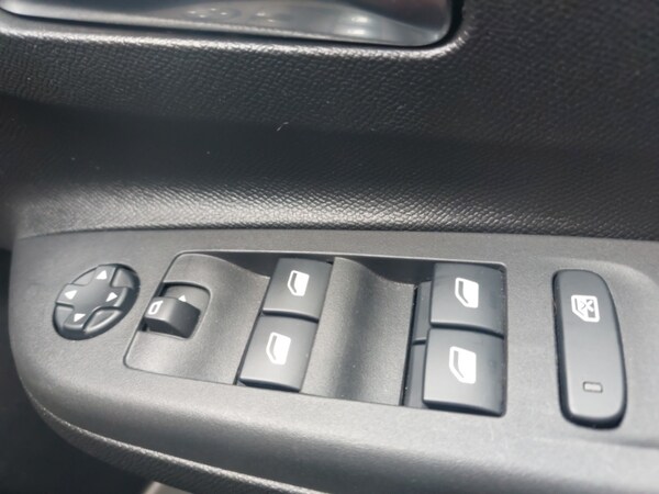Used Vauxhall Corsa 2022 for sale - 76150409: Photo 15