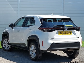 Used Toyota Yaris Cross 2023 for sale - 79153053: Photo