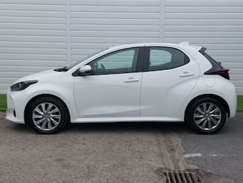 Used Toyota Yaris 2023 for sale - 79505801: Photo