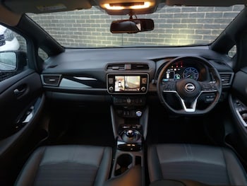 Used Nissan Leaf 2022 for sale - 76455892: Photo