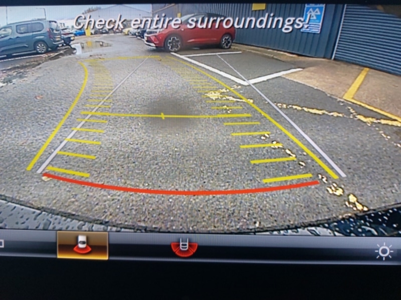 Used Mercedes-Benz A-Class 2018 for sale - 76465209: Photo 11