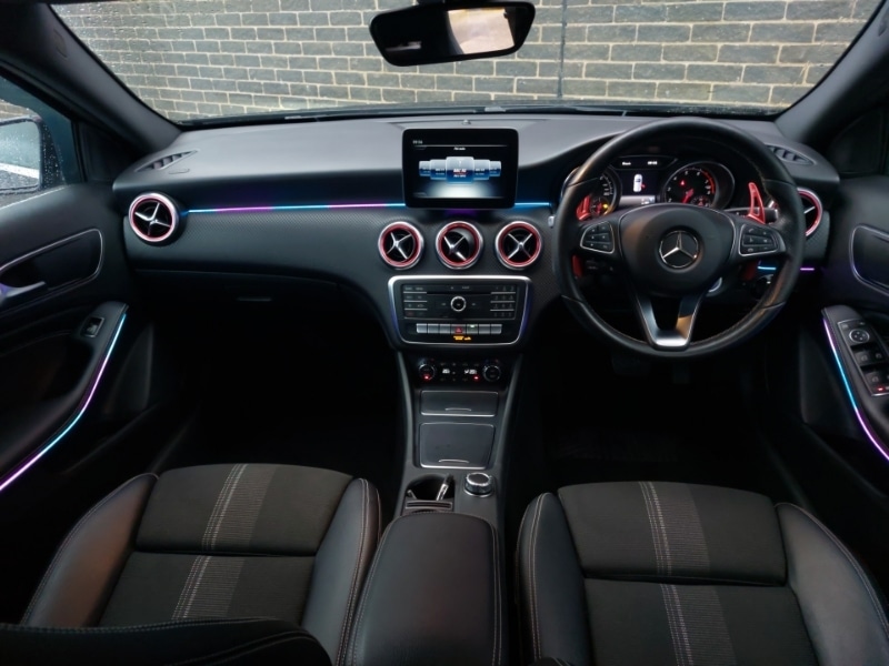 Used Mercedes-Benz A-Class 2018 for sale - 76465209: Photo 2