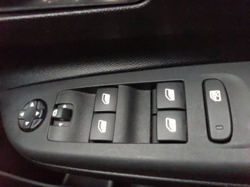 Used Vauxhall Corsa 2023 for sale - 76932420: Photo 14