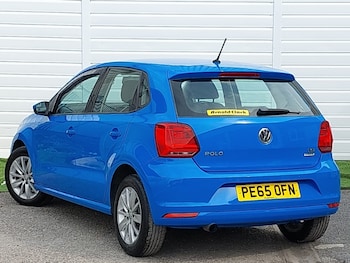 Used Volkswagen Polo 2015 for sale - 79360844: Photo