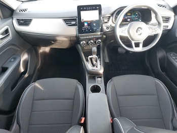 Used Renault Arkana 2023 for sale - 76078740: Photo 2
