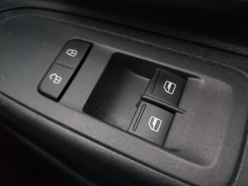 Used Volkswagen up! 2021 for sale - 76947457: Photo 18