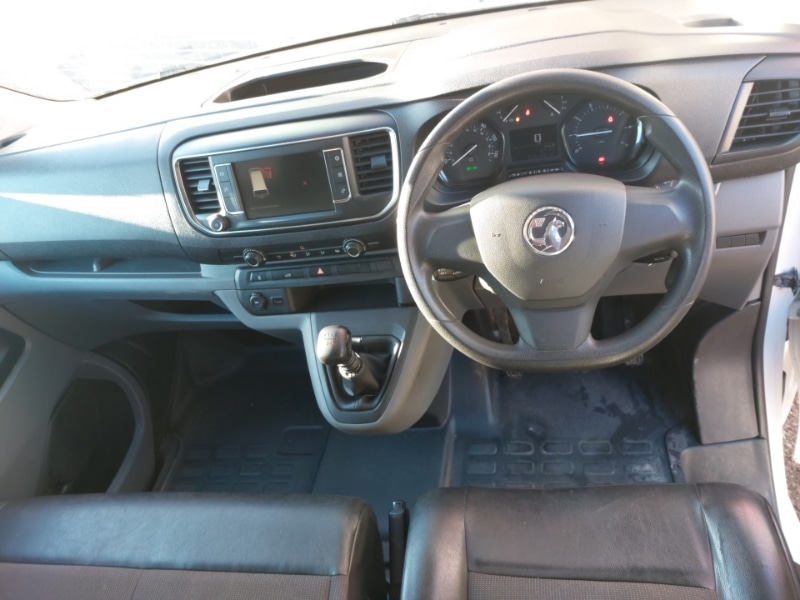 Used Vauxhall Vivaro 2021 for sale - 77105522: Photo 2