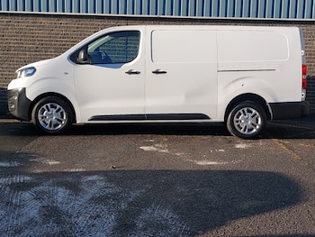 Used Vauxhall Vivaro 2021 for sale - 77105522: Photo